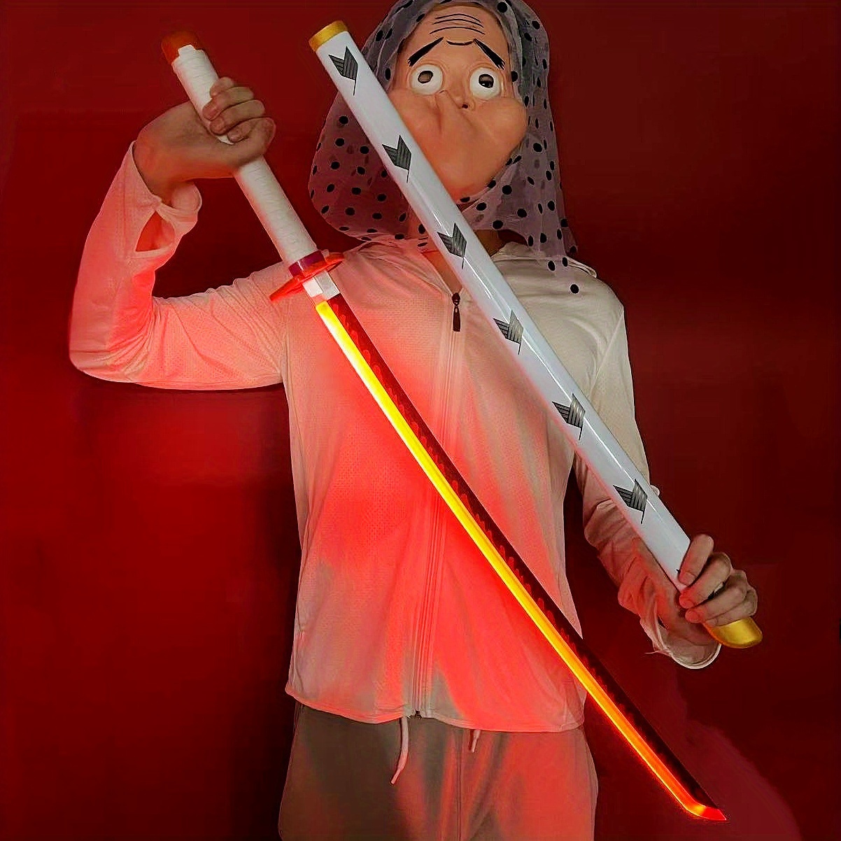 Anime Cosplay Real - Katana Luminosa Demon Slayer con Luce